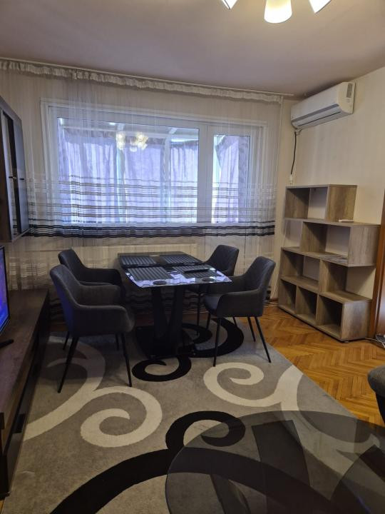  DE INCHIRIAT Apartament 3 camere, 70 mp - zona Cetatii