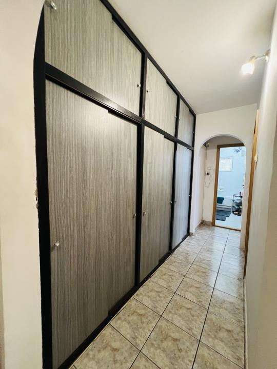 Apartament 3 camere, et 3, boxa- zona Torontalului Timișoara 