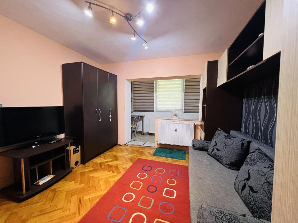 Apartament 3 camere, et 3, boxa- zona Torontalului Timișoara 