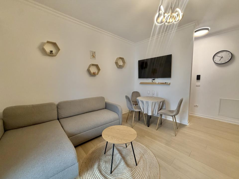 Apartament 2 camere, etaj 2, mobilat modern, zona Hotel IQ-Giroc 