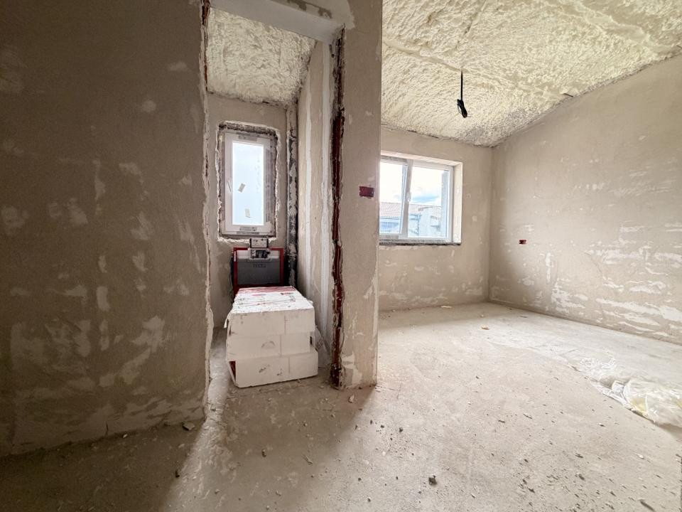 Apartament 3 camere, 66 mp utili - Giroc
