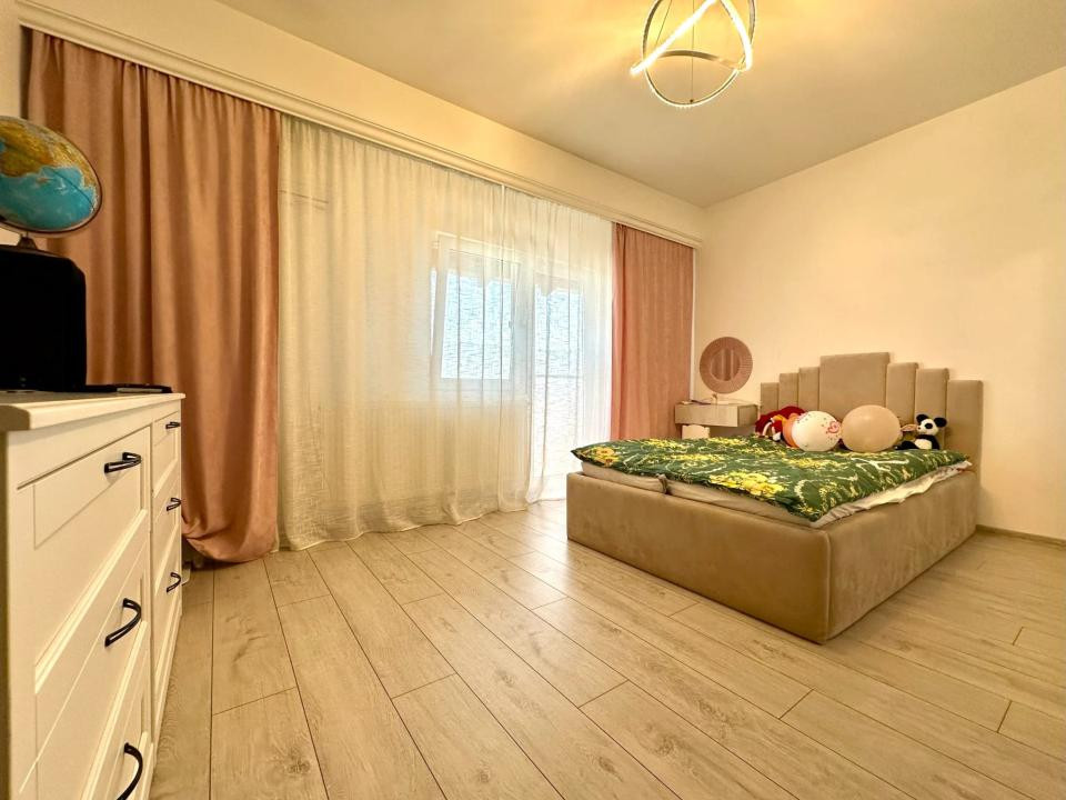  DE INCHIRIAT Apartament 2 camere, 54mp, decomandat - zona Dambovita