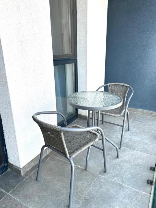  DE INCHIRIAT Apartament 2 camere, 54mp, etaj 3 - Zona Giroc ESO