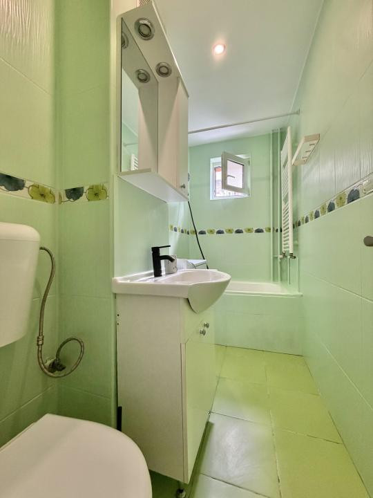 Apartament 2 camere, parter, renovat, zona Girocului