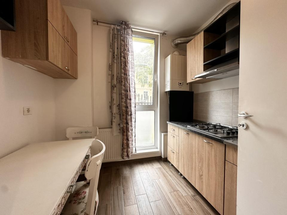 Apartament cu o camera, 50 mp - Complexul Studentesc