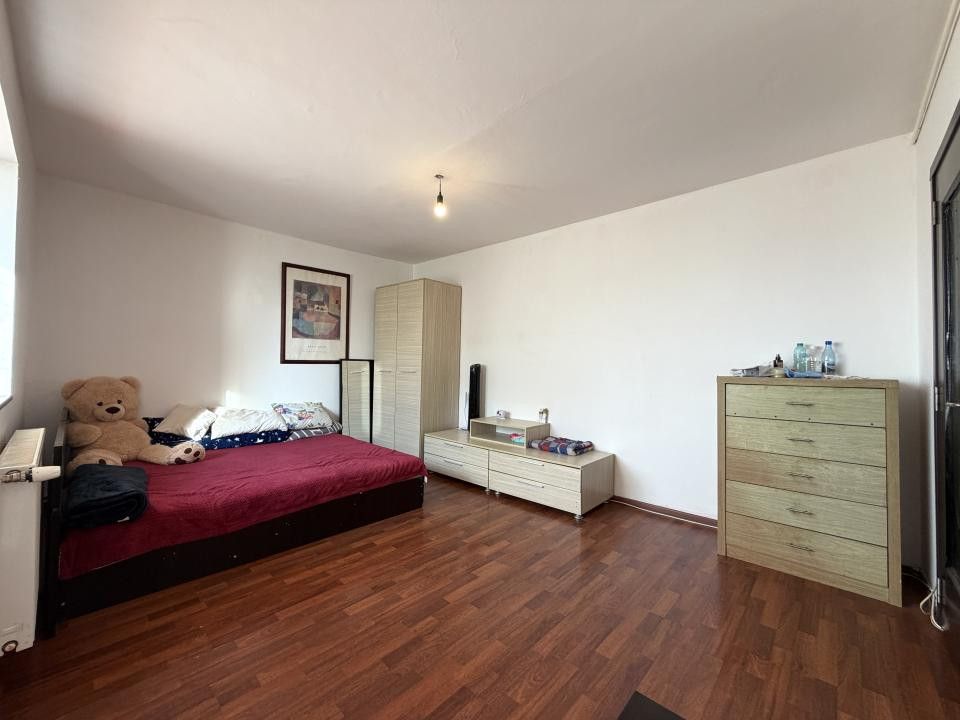 Apartament 3 camere, 69 mp utili, mobilat, utilat, etaj 4 - Cetatii