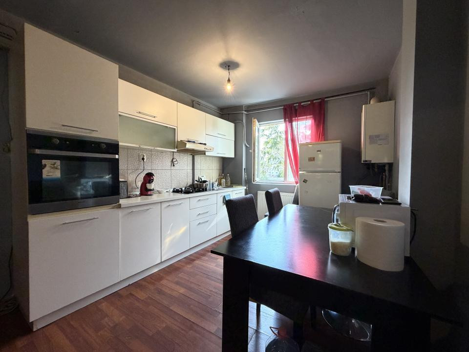 Apartament 3 camere, 69 mp utili, mobilat, utilat, etaj 4 - Cetatii