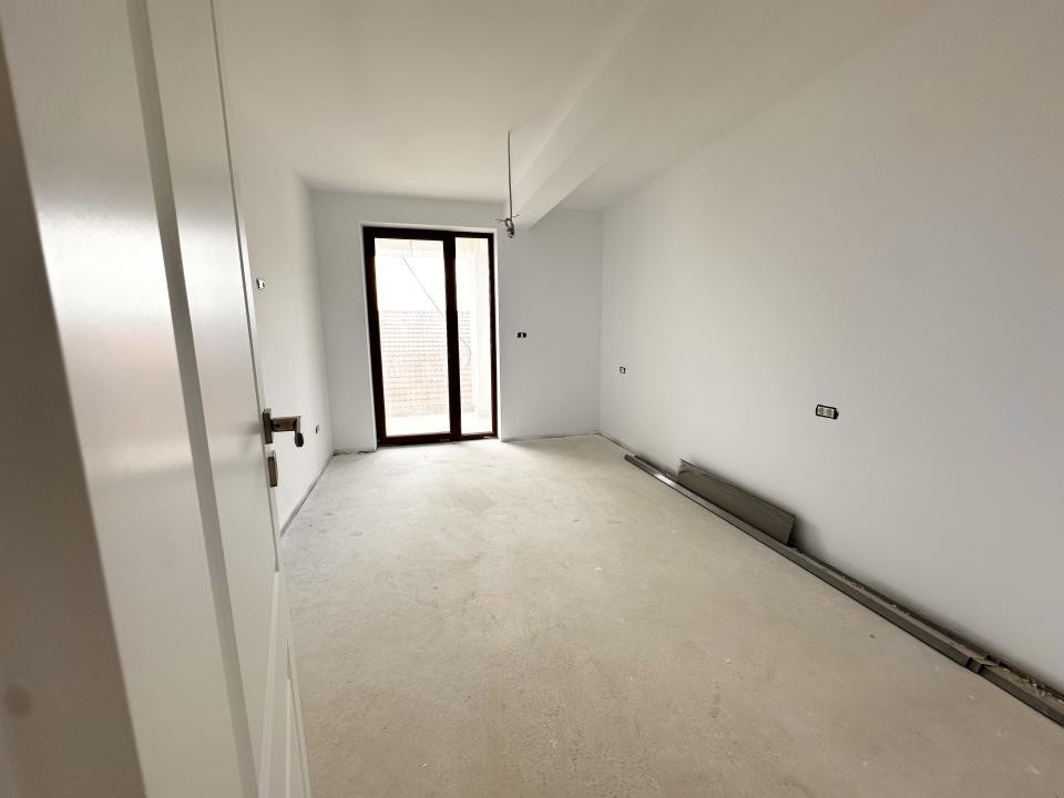 Apartament 2 camere, bloc nou - Timișoara