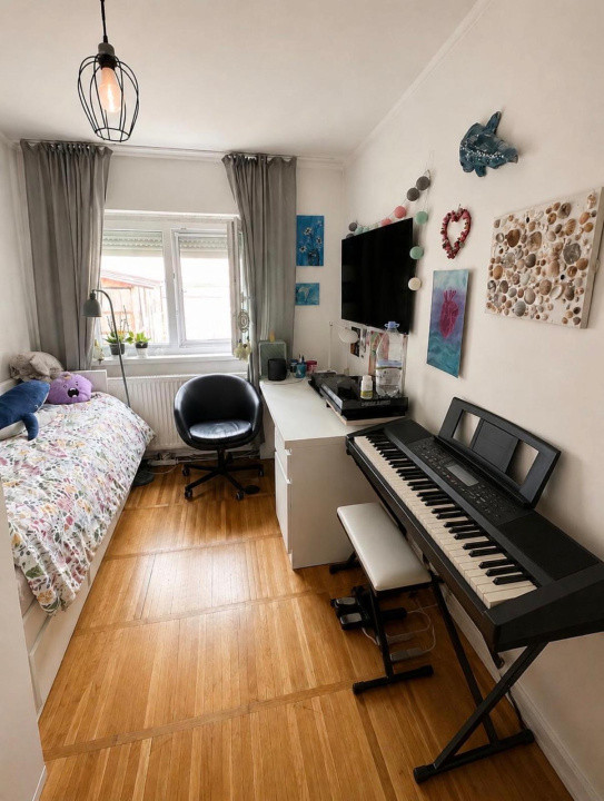 COMISION 0% Apartament cu 3 camere, semidecomandat, etaj 4 - Bucovina