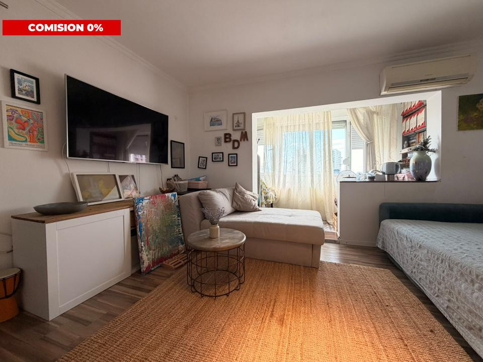 COMISION 0% Apartament cu 3 camere, semidecomandat, etaj 4 - Bucovina