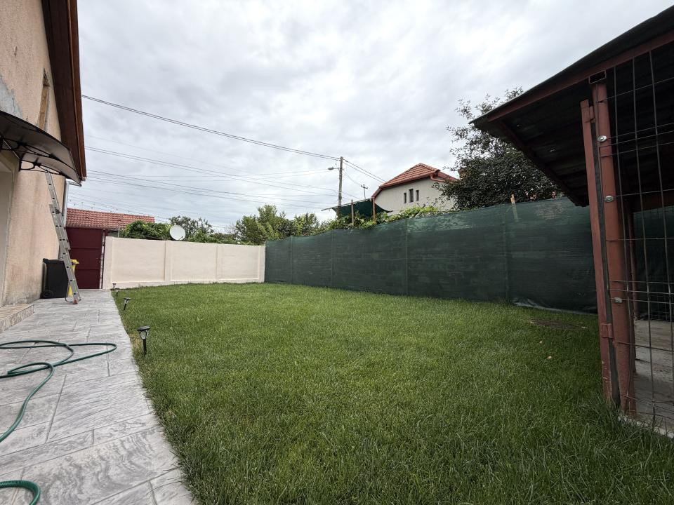 Casa individuala 3 camere, 81 mp utili, 240 mp teren - Ronat
