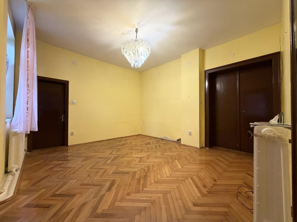Casa 107 mp utili, 400 mp teren, garaj, anexe - Sagului