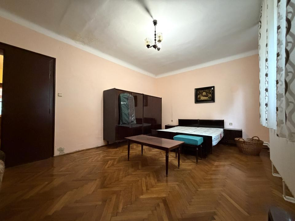 Casa 107 mp utili, 400 mp teren, garaj, anexe - Sagului
