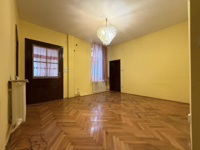 Casa 107 mp utili, 400 mp teren, garaj, anexe - Sagului