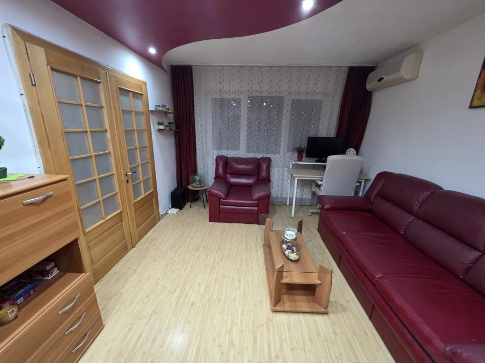 Apartament 2 camere cu priveliste - Complexul Studentesc