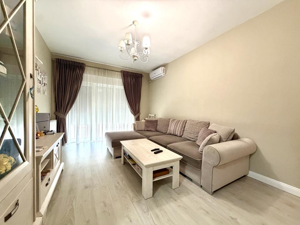 Apartament 4 camere, pe 2 nivele, 100 mp utili - Dumbravita