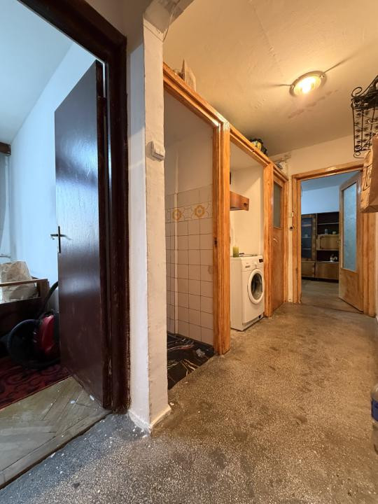 Apartament 3 camere, 50 mp utili, etaj 3, zona Dacia