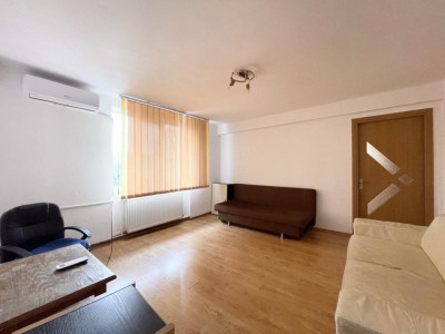 Apartament 2 camere, super pozitie- Complexul Studentesc