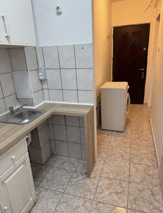  DE INCHIRIAT Garsoniera, 22mp, parter - Complexul Studentesc