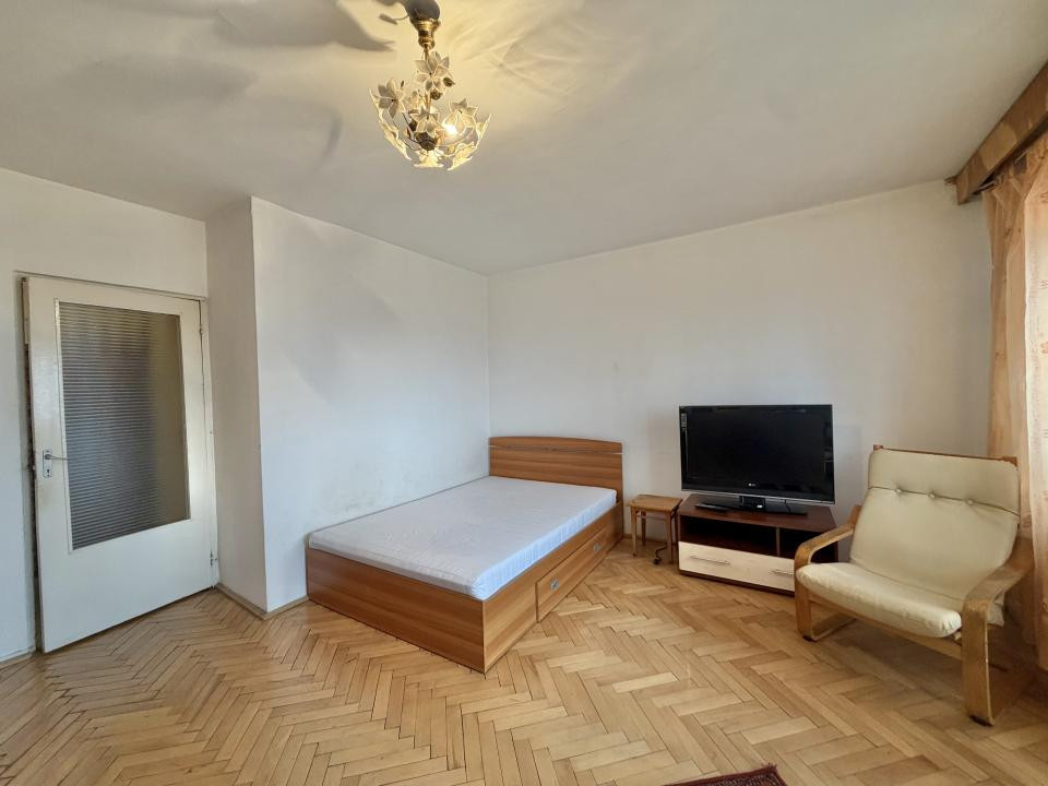 Apartament 1 camera, decomandat, 36mp, zona Complex-Studentesc 