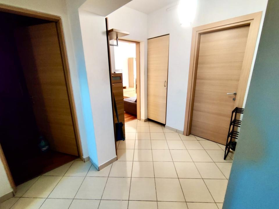 Apartament 3 camere, 66mp utili, 2 locuri parcare - Zona Aradului