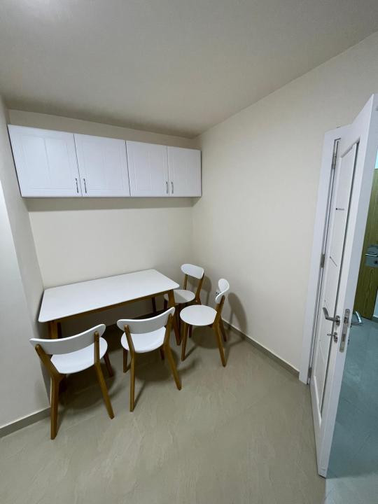  DE INCHIRIAT Apartament 2 camere, 58mp, etaj 2 - Aradului