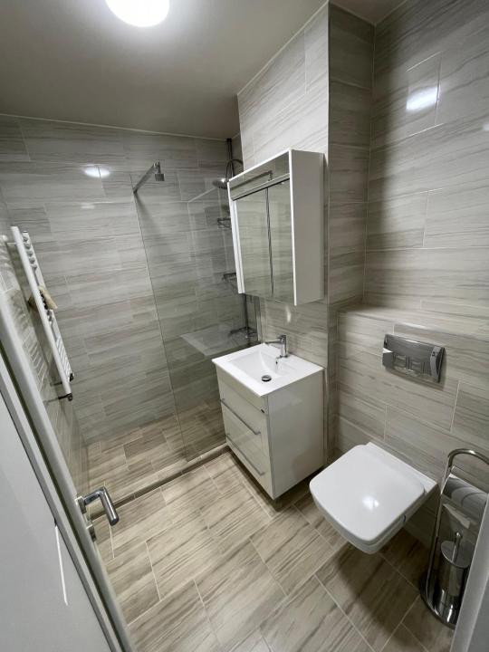  DE INCHIRIAT Apartament 2 camere, 58mp, etaj 2 - Aradului