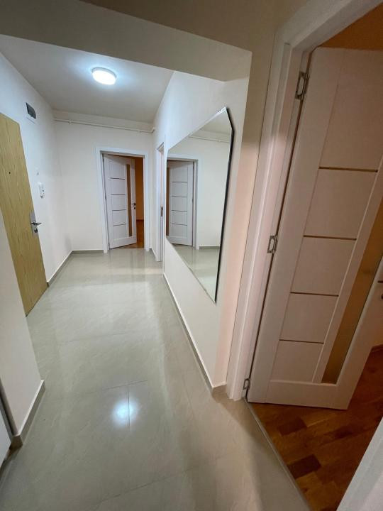  DE INCHIRIAT Apartament 2 camere, 58mp, etaj 2 - Aradului