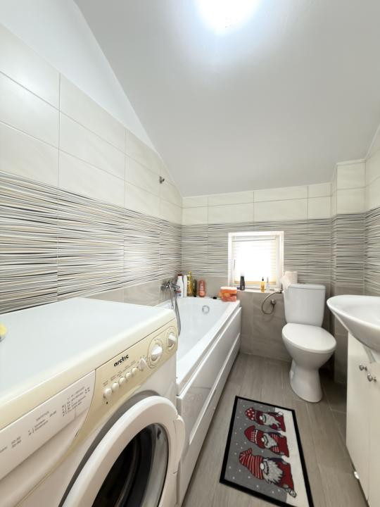 Apartament 3 camere, 57 mp utili, etaj 2 - Dumbravita 