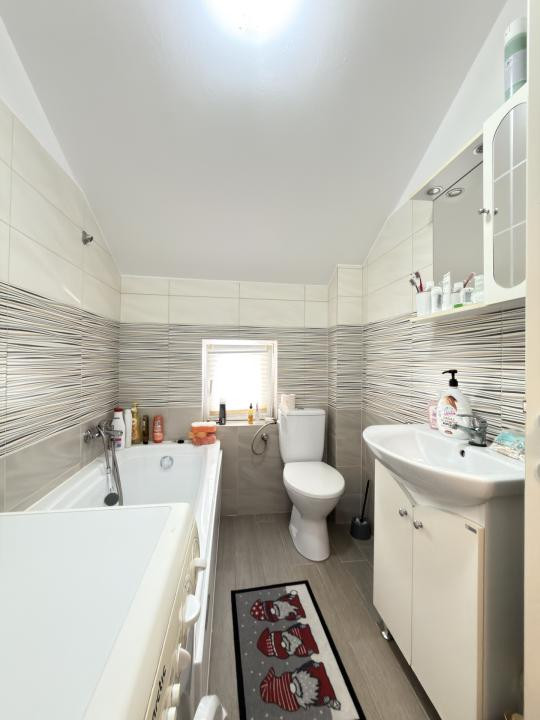 Apartament 3 camere, 57 mp utili, etaj 2 - Dumbravita 
