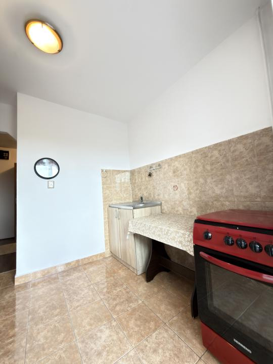 Apartament 2 camere, Decomandat, 50 mp utili - zona Lipovei