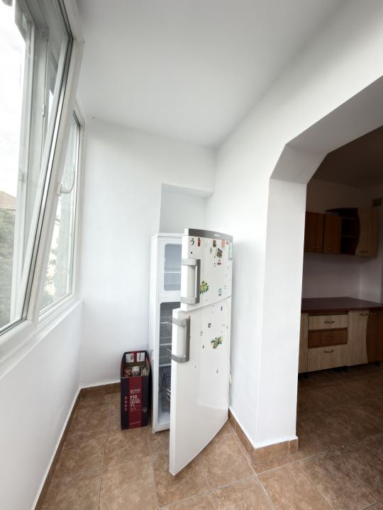 Apartament 2 camere, Decomandat, 50 mp utili - zona Lipovei