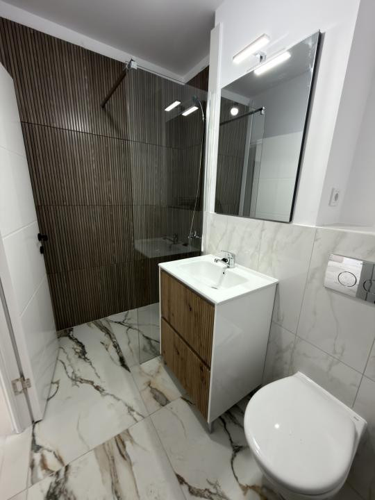 Apartament 2 Camere, 48 mp utili, semidecomandat, Etaj 3, Lift - Gheorghe Lazar