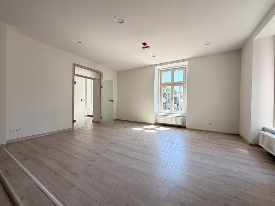 SAD 89 mp, 3 incaperi, complet renovat - Piata Unirii