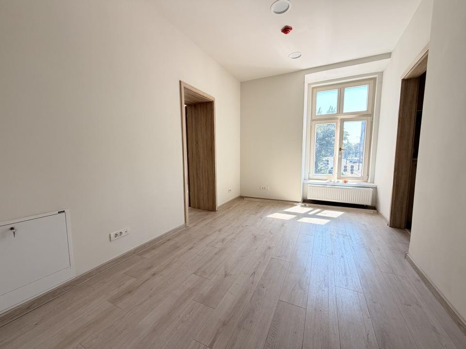 SAD 37 mp, 3 incaperi, complet renovat - Piata Unirii