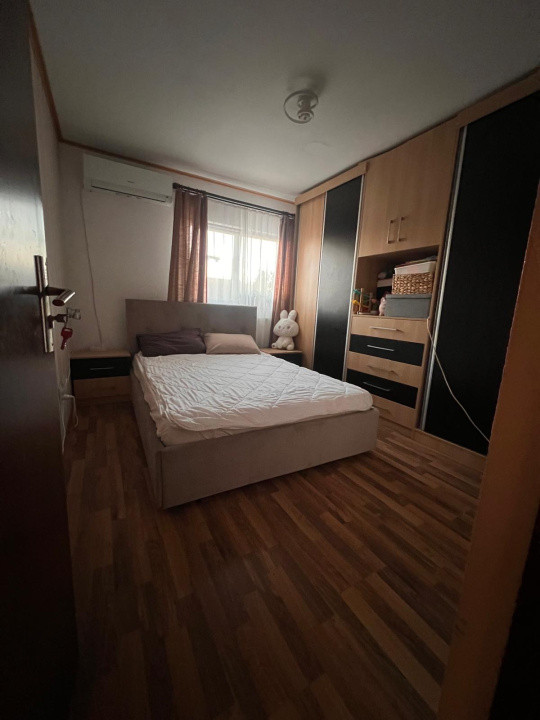 Apartament 2 camere, decomandat,  zona Soarelui 
