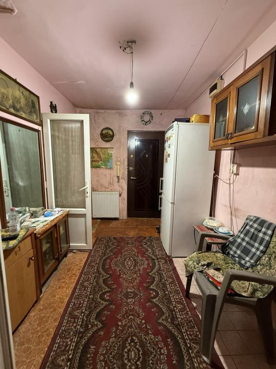 Apartament cu o camera, 37 mp utili, etaj 1, cu balcon - Dambovita