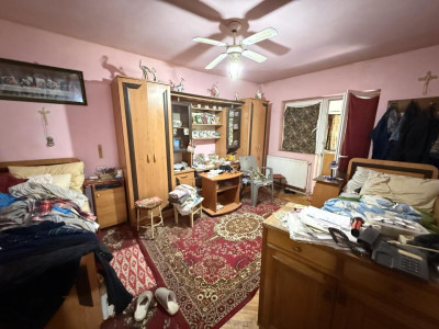 Apartament cu o camera, 37 mp utili, etaj 1, cu balcon - Dambovita