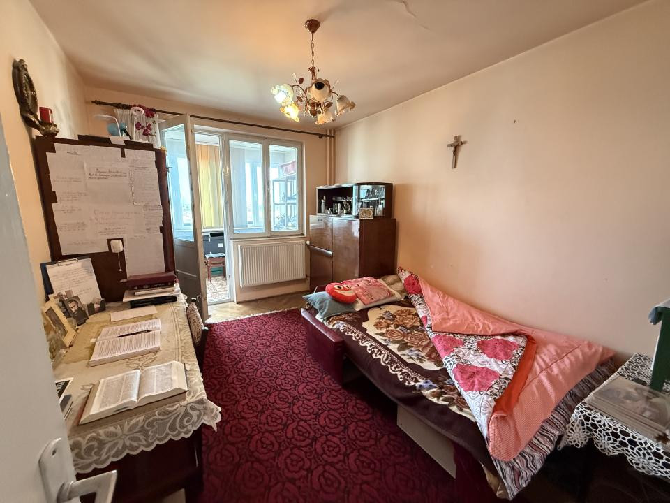 Apartament cu 3 camere, etaj 8, 65 mp utili, ideal pentru investitie - Girocului