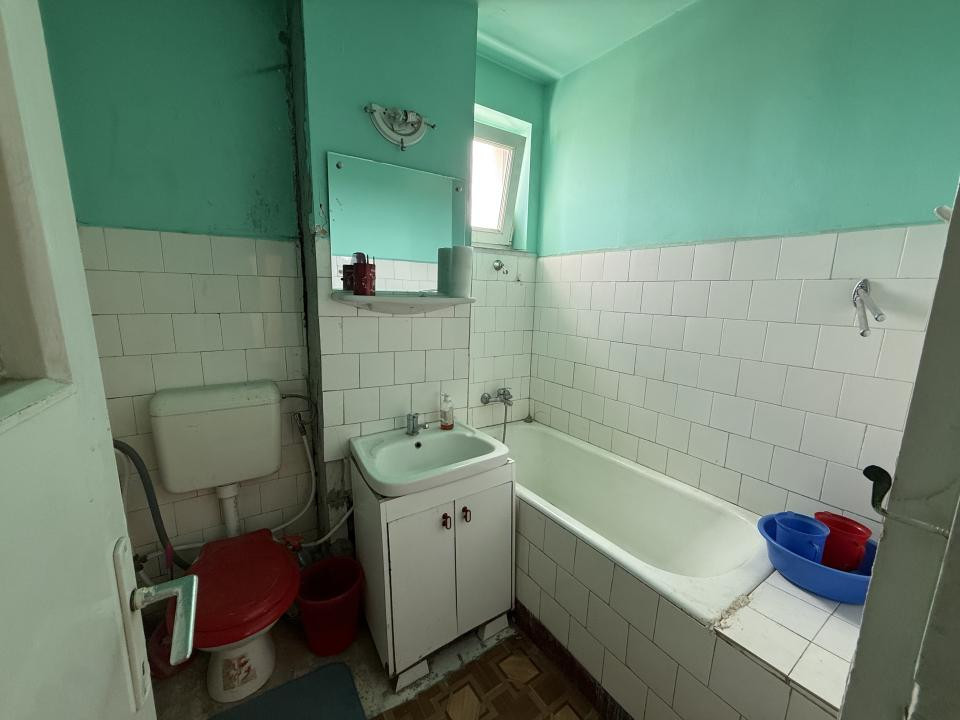 Apartament cu 3 camere, etaj 8, 65 mp utili, ideal pentru investitie - Girocului