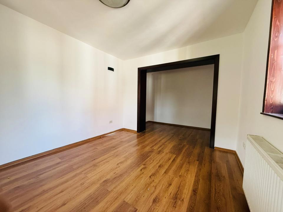 DE INCHIRIAT Casa individuala, 180mp utili, 720 teren-Sanmihaiul Roman