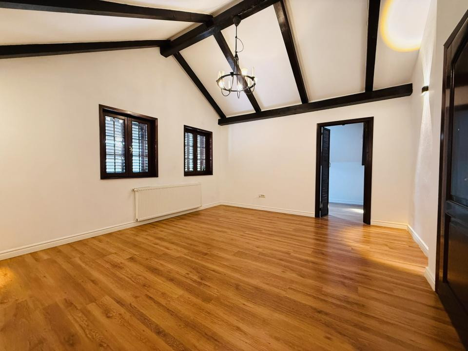 DE INCHIRIAT Casa individuala, 180mp utili, 720 teren-Sanmihaiul Roman