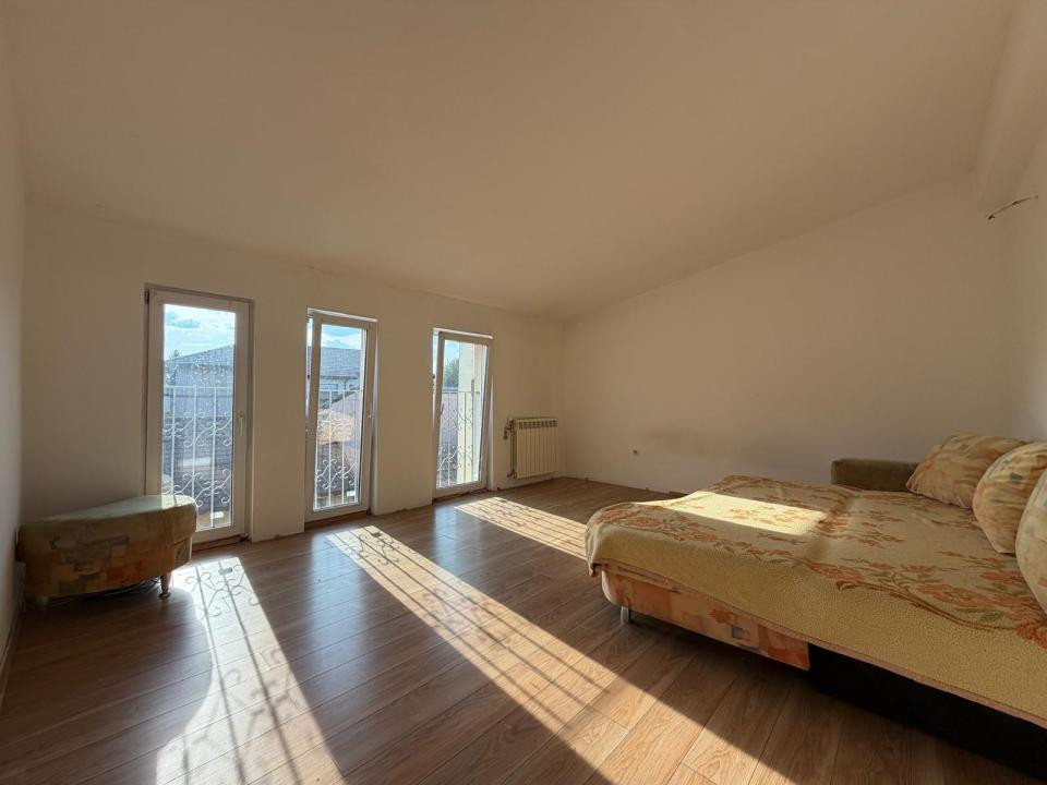 Apartament 2 camere, 58 mp utili, terasa 99 mp, gradina 220 mp - Mehala 