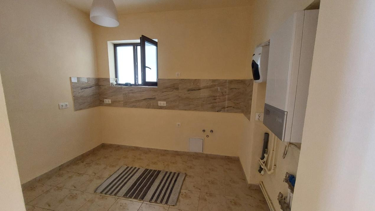 Apartament 3 camere, la casa, 73 mp utili, 35 mp curte, parter-Iosefin