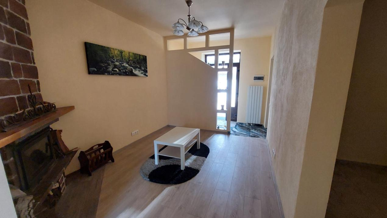 Apartament 3 camere, la casa, 73 mp utili, 35 mp curte, parter-Iosefin