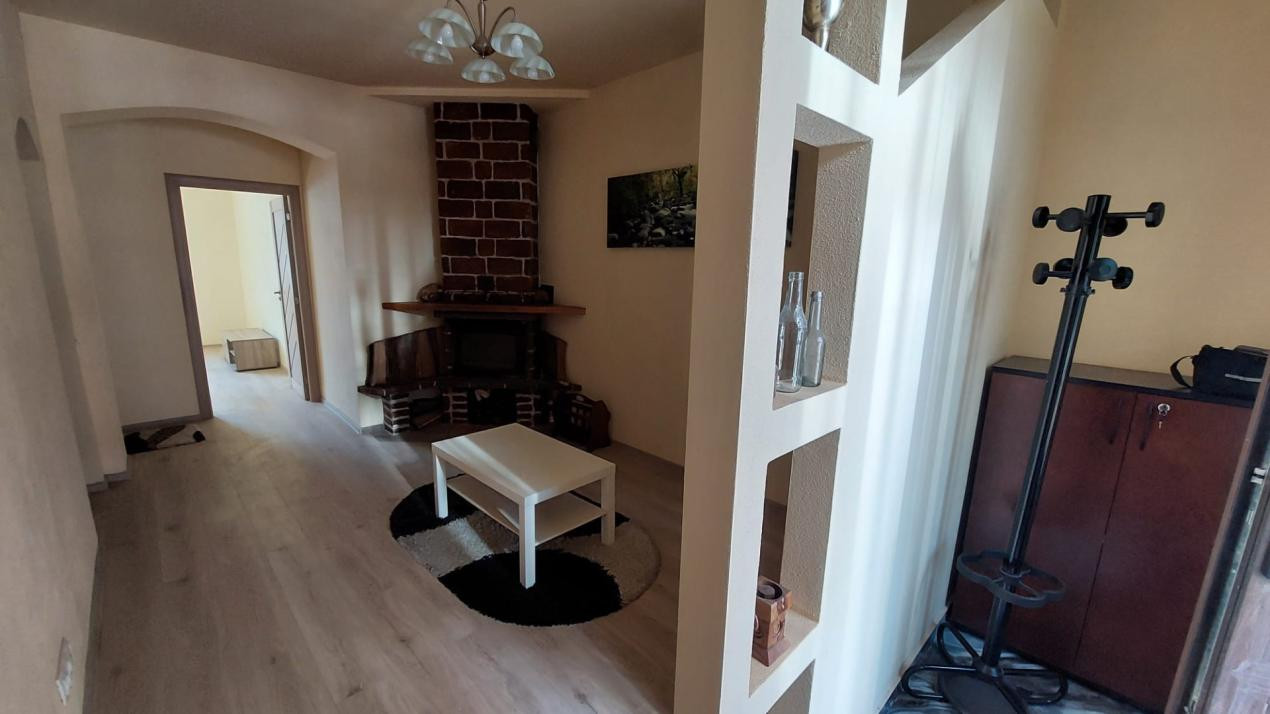 Apartament 3 camere, la casa, 73 mp utili, 35 mp curte, parter-Iosefin