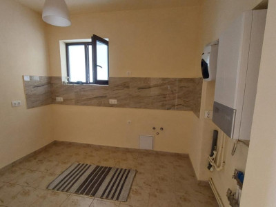 Apartament 3 camere, la casa, 73 mp utili, 35 mp curte, parter-Iosefin