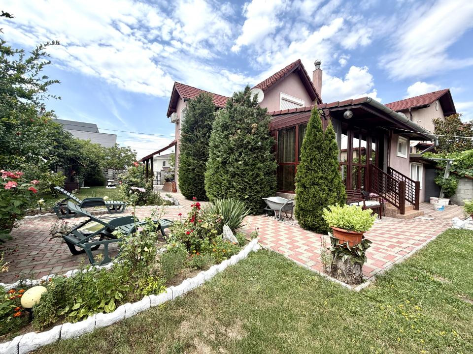 Casa individuala, 4 camere, 150 mp utili, 380 mp teren - Dumbravita