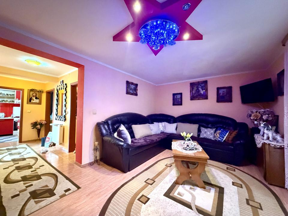 Casa individuala, 4 camere, 150 mp utili, 380 mp teren - Dumbravita