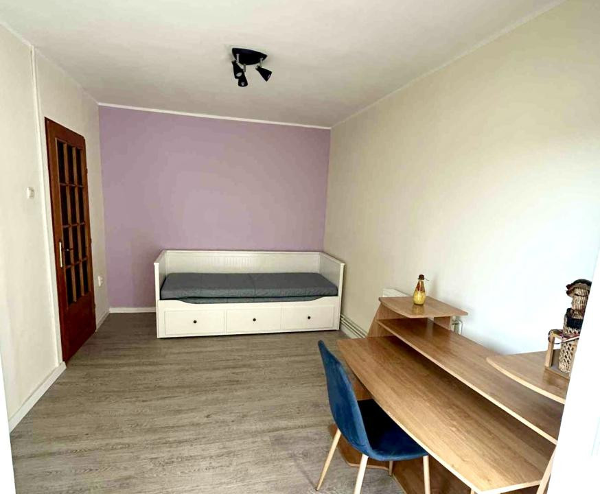 Apartament 3 camere, 64 mp utili, etaj 4 - Zona Complexului